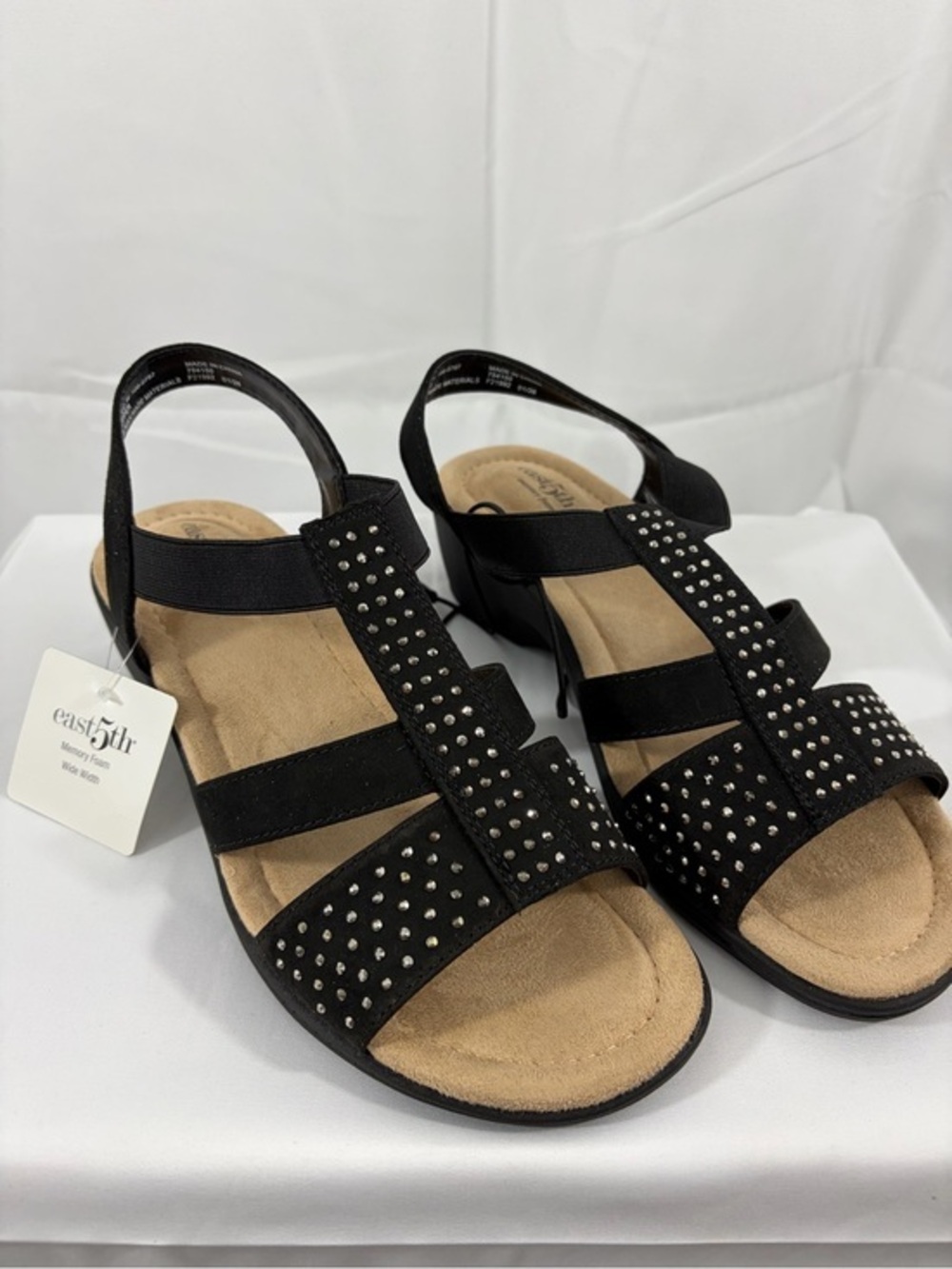 NWT East 5th Women’s Size 9W Black Studded Comfort Sandals